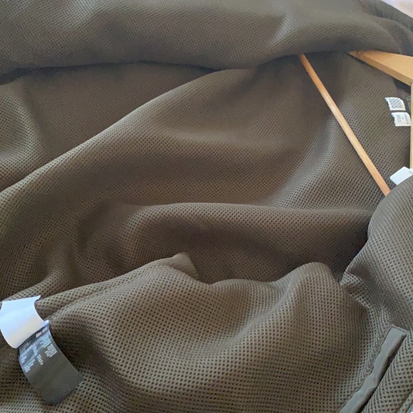 ‼️SOLD‼️ UNIQLO jacket - Picture 4 of 7